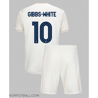 Billige Fotballdrakt Nottingham Forest Morgan Gibbs-White #10 Replika Bortedraktsett Barn 2025-26 Kortermet (med bukser)
